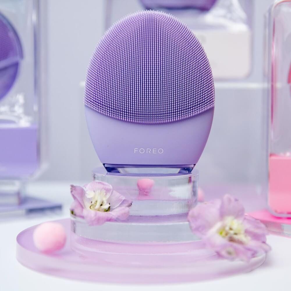 เครื่องล้างหน้าอัจฉริยะ FOREO LUNA 3 Sensitive Skin
